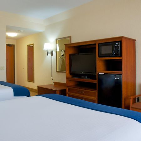 Holiday Inn Express & Suites Houston - Memorial Park Area By Ihg Luaran gambar