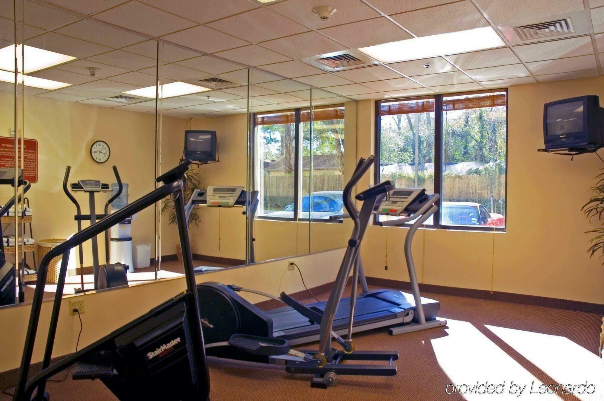 Holiday Inn Express & Suites Houston - Memorial Park Area By Ihg Luaran gambar